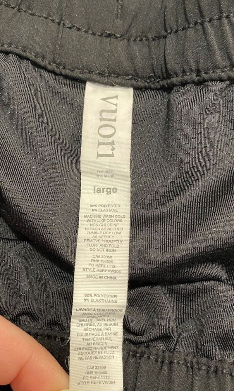 Vuori Clementine 2.0 Shorts 2.5” Womens Large Palm Leaf White Black - Picture 5 of 6